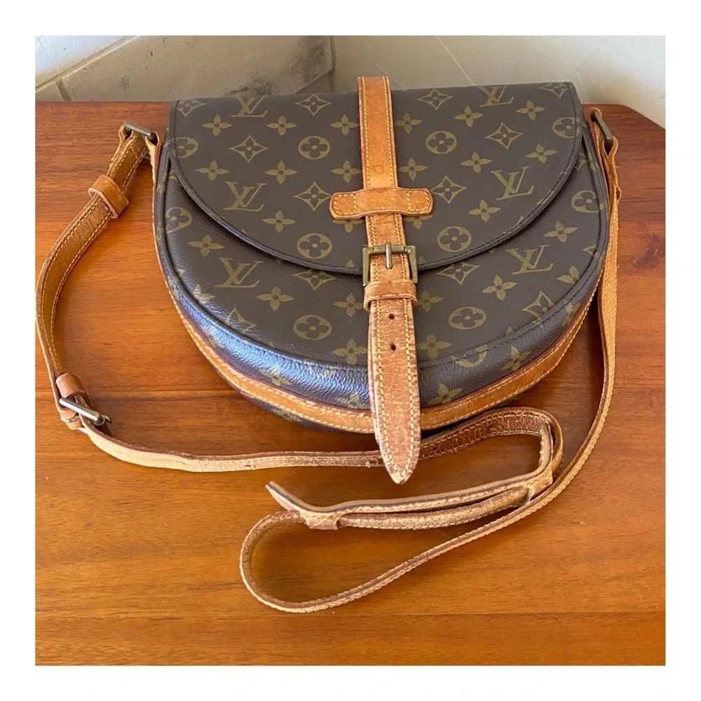 💗SOLD💗AUTHENTIC LOUIS VUITTON CHANTILLY GM CROSSBODY BAG - Picture 7 of 13